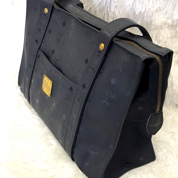 MCM  OVERSIZE TOTE SHOULDER BAG NYLON MONOGRAM BLACK - Picture 9 of 16